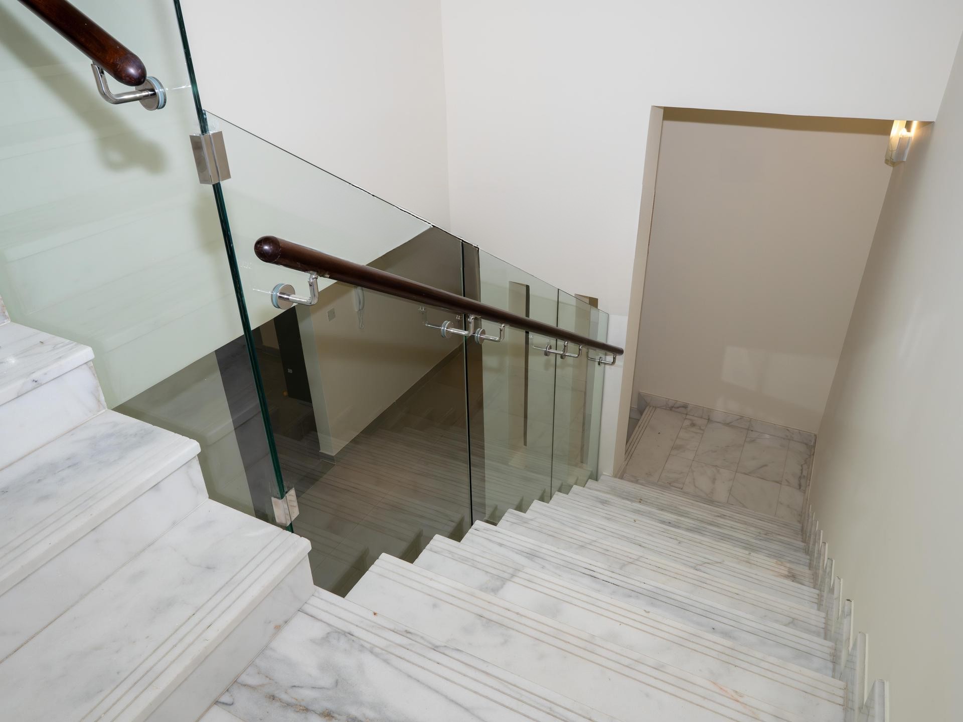 Gallery image 17