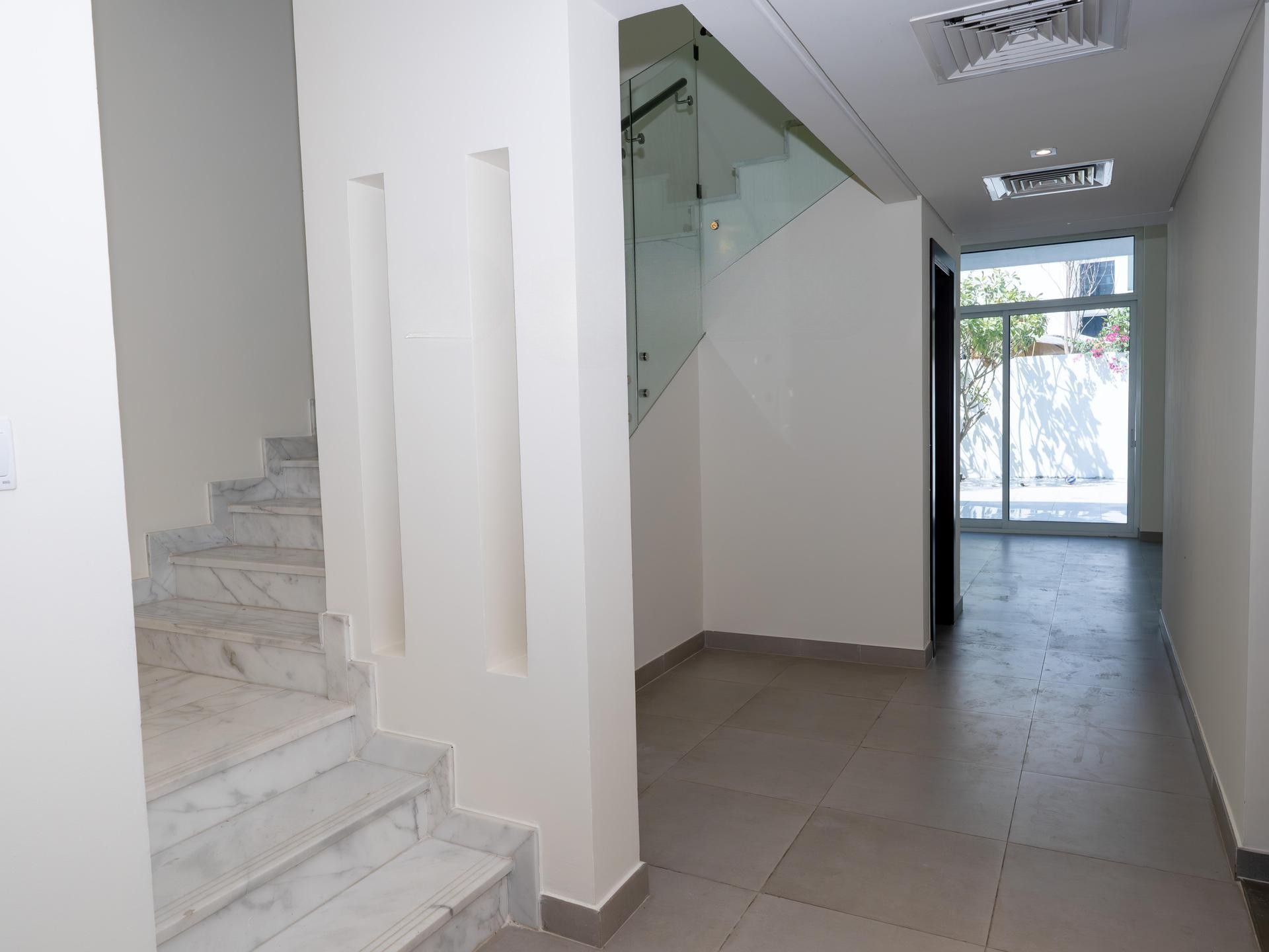 Gallery image 18