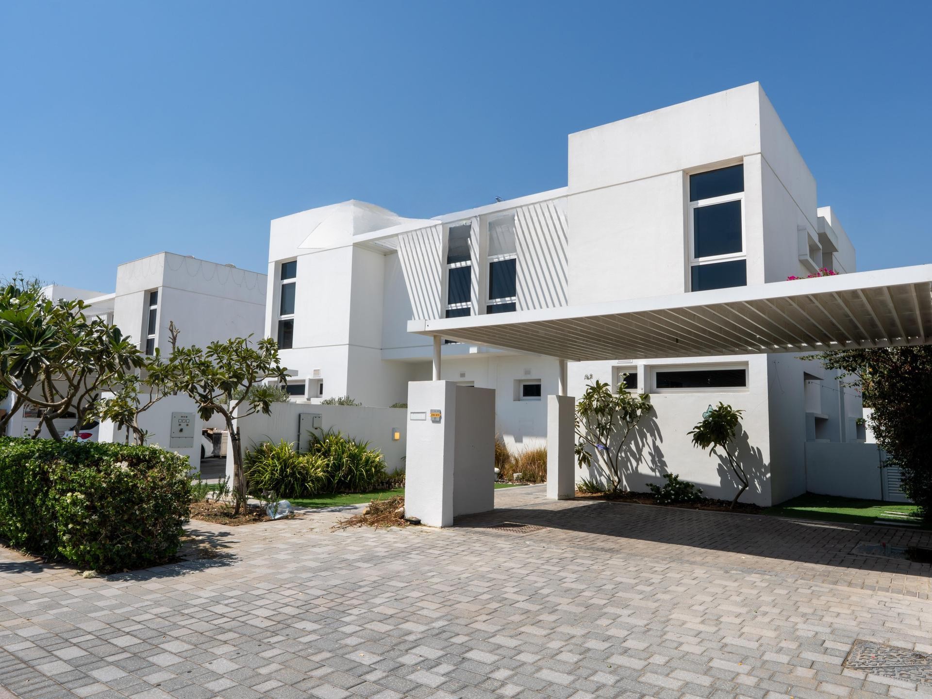 Semi-Detached | Vacant | Gated Community