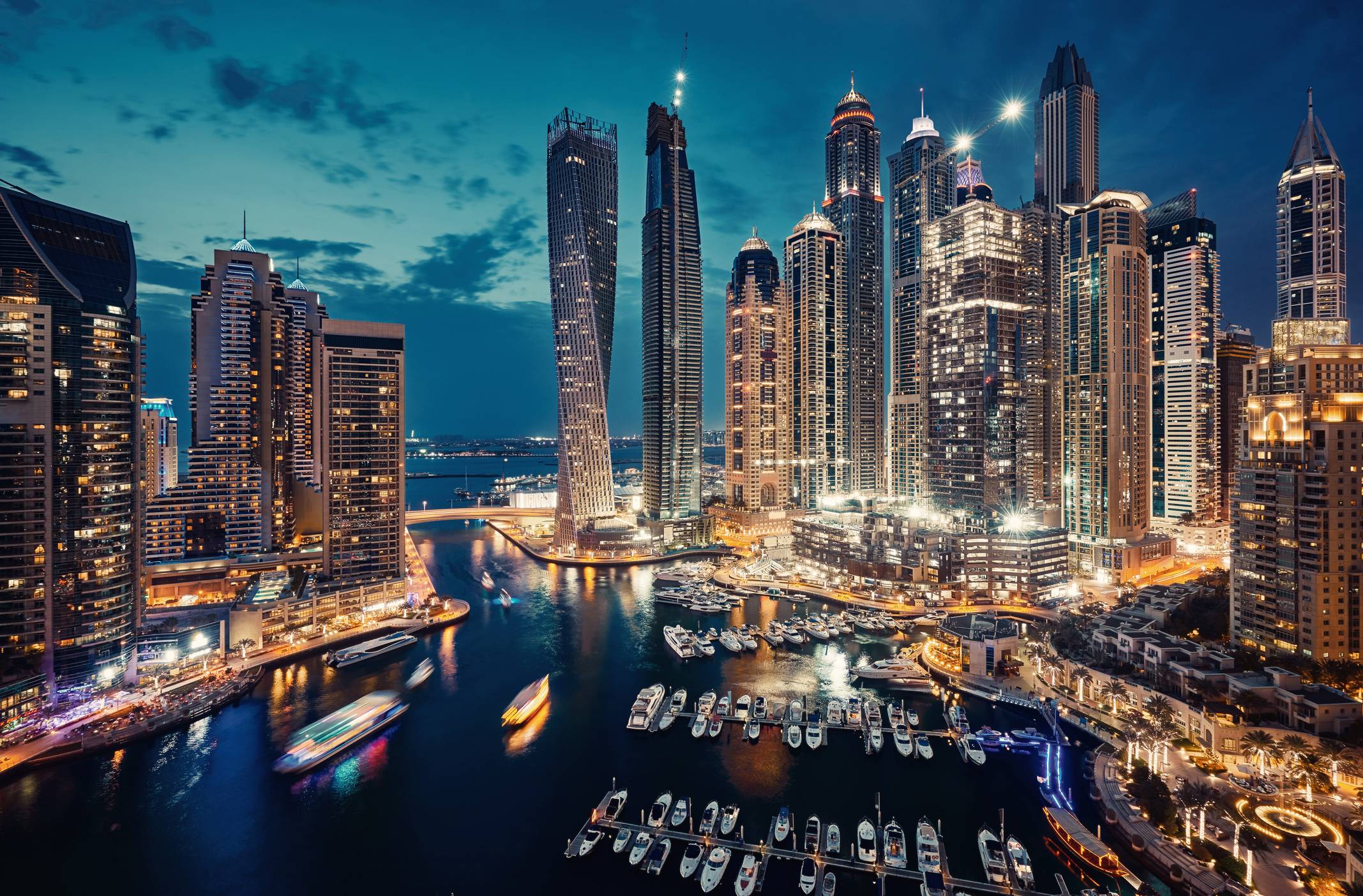 Dubai Marina gallery image 13