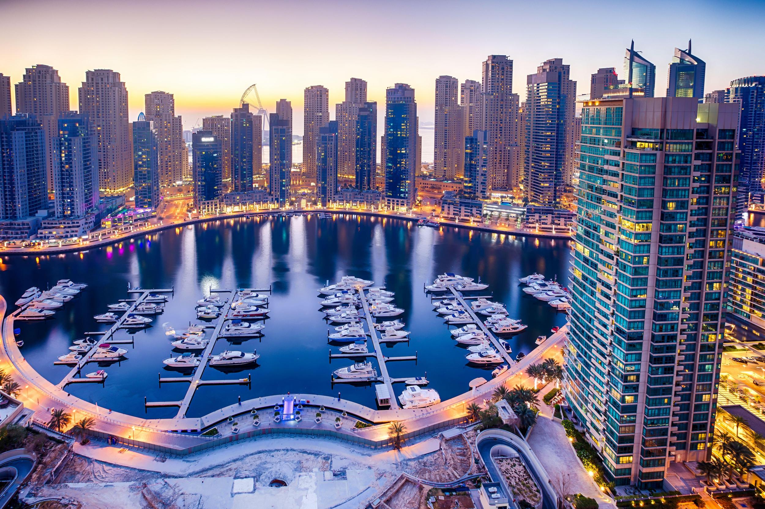 Dubai Marina gallery image 14