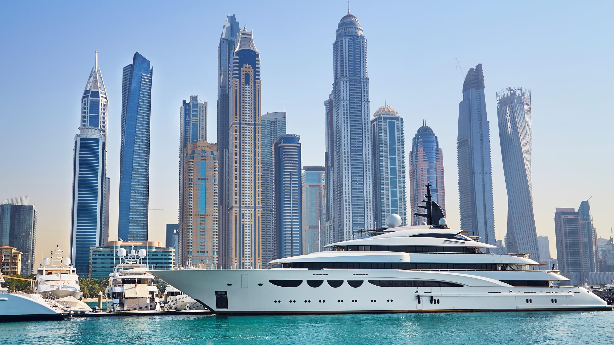 Dubai Marina gallery image 3