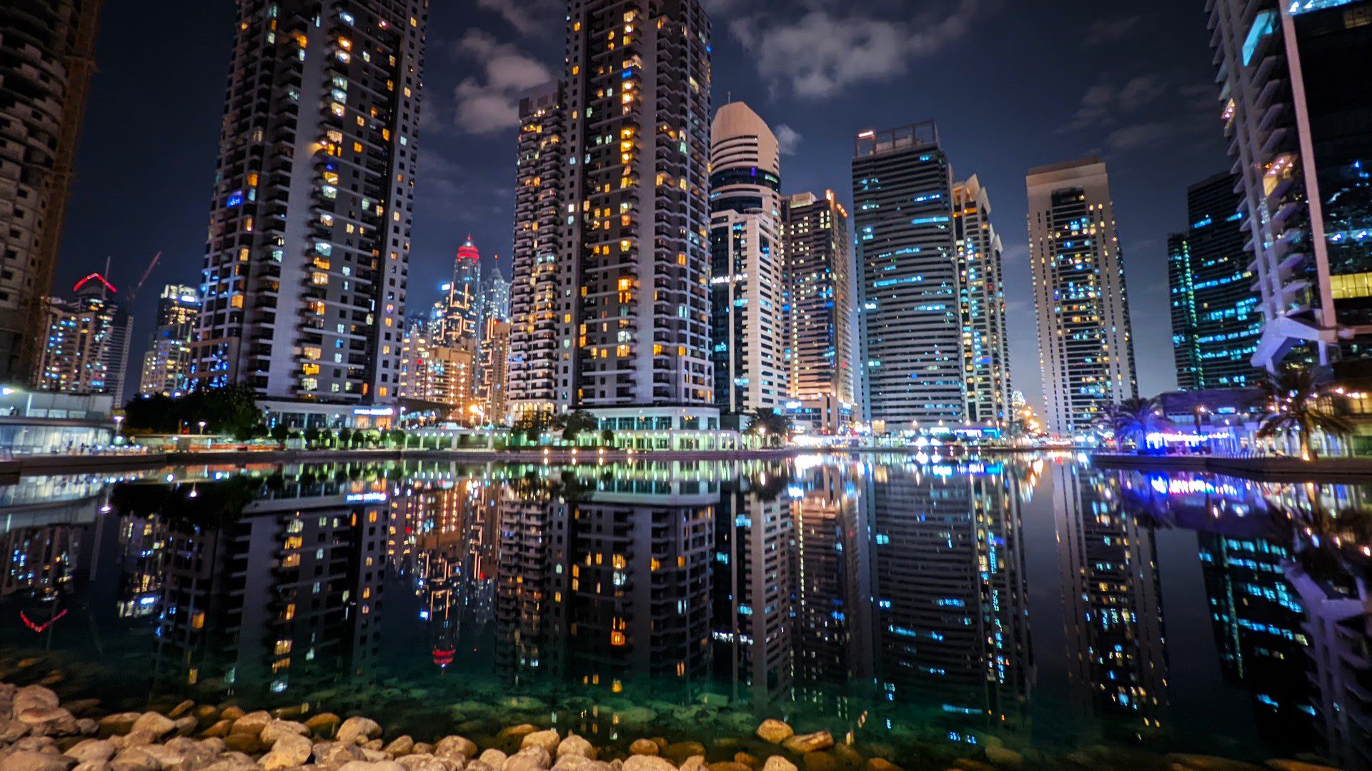 Jumeirah Lakes Towers gallery image 20