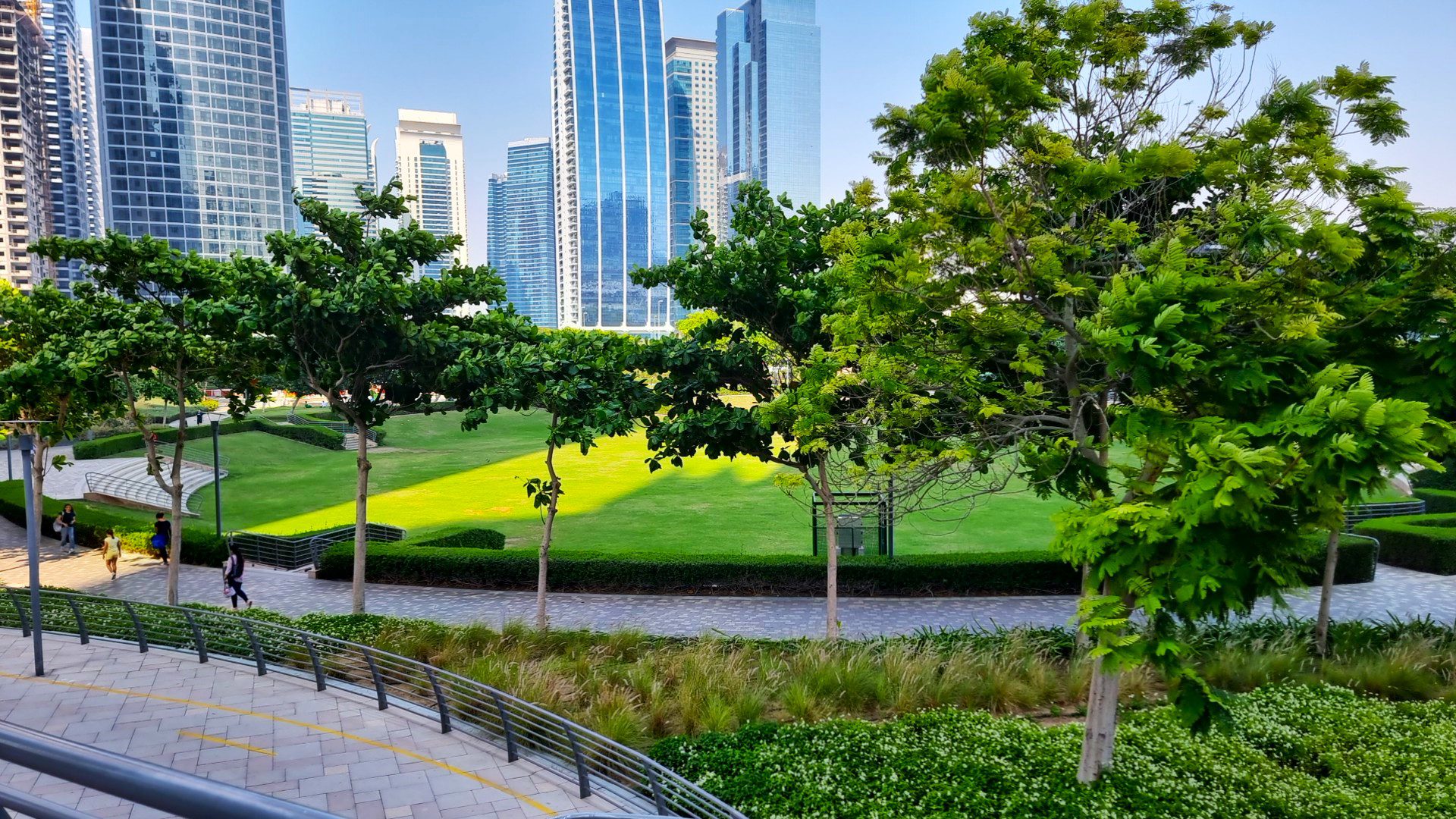 Jumeirah Lakes Towers gallery image 5
